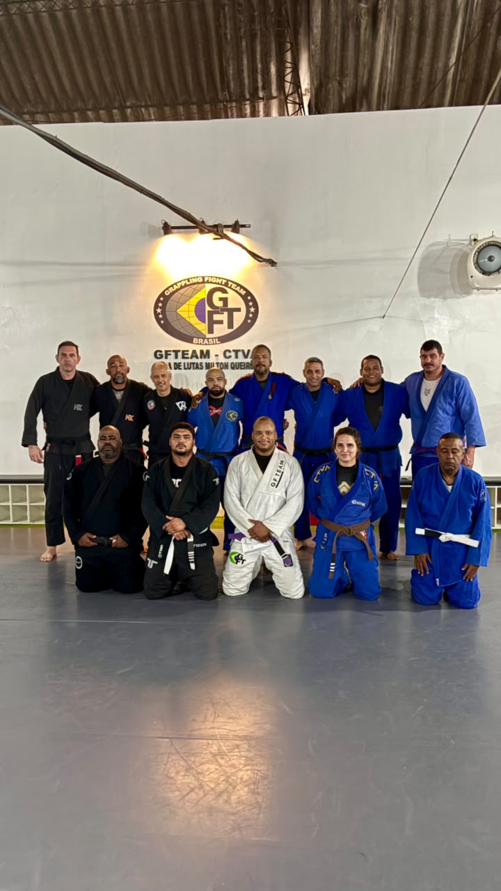 Jiu-Jitsu adulto — turma das 06h