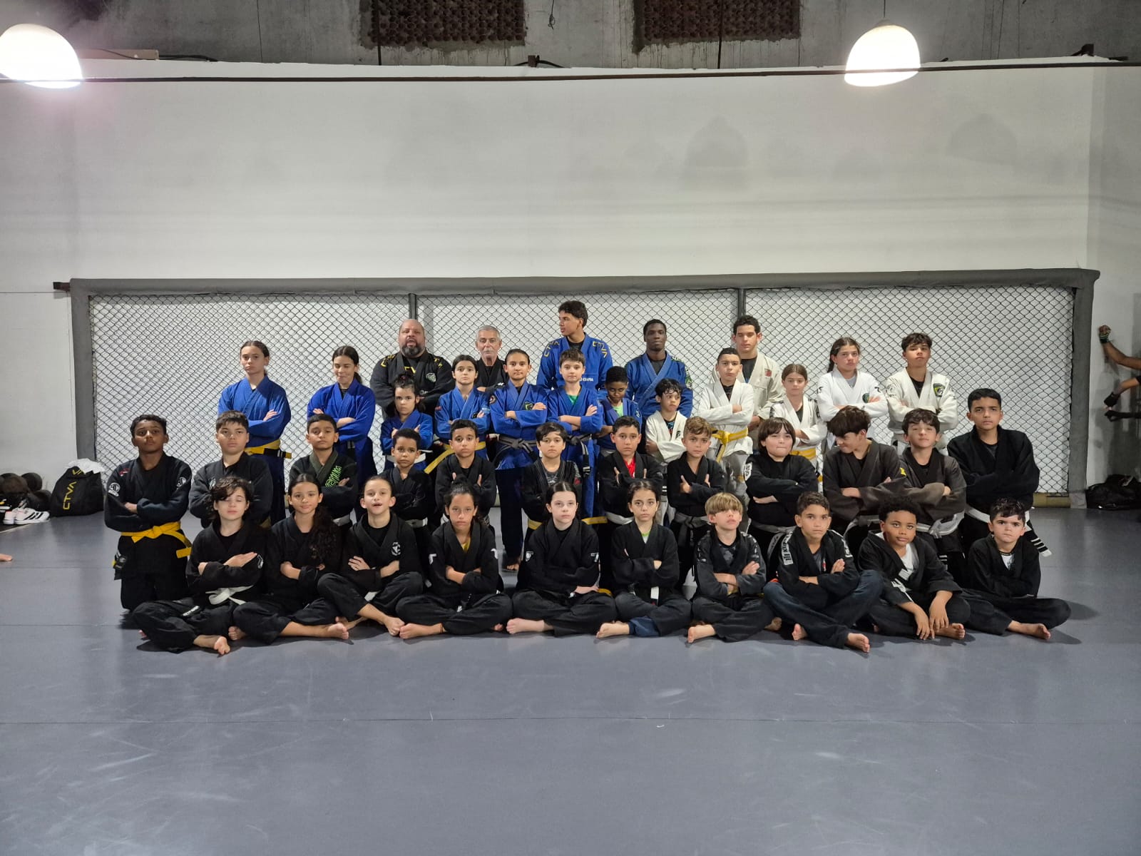 Turma kids das 18h com o Prof. Nestor